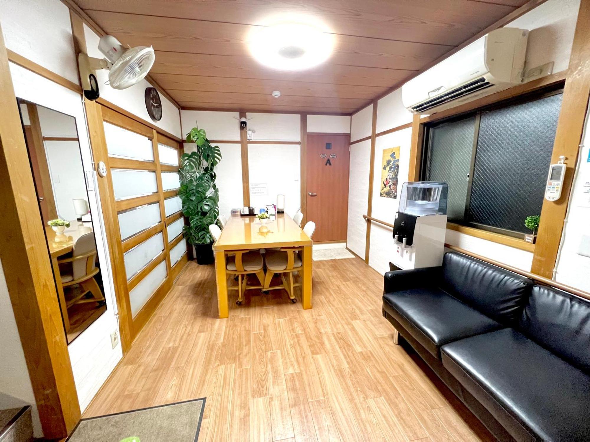 関空直行,駅3分一軒家guesthouse017大阪,3線利用,難波,心斎橋,道頓堀直行10分,奈良,Usj直行30分 Dış mekan fotoğraf